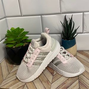 Adidas toddler Racer TR 21 running shoes like new